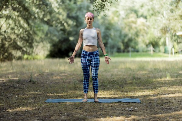 Quels sont les meilleurs exercices de yoga pour soulager les douleurs menstruelles?